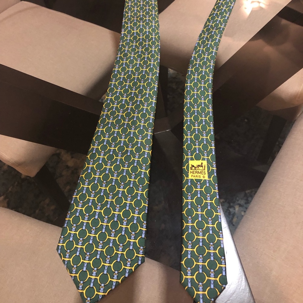 Authentic Hermès Green & Gold Tie